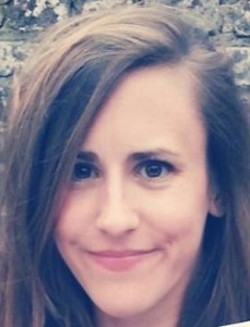 Dr. Delphine Dhooge Dr. Delphine Dhooge